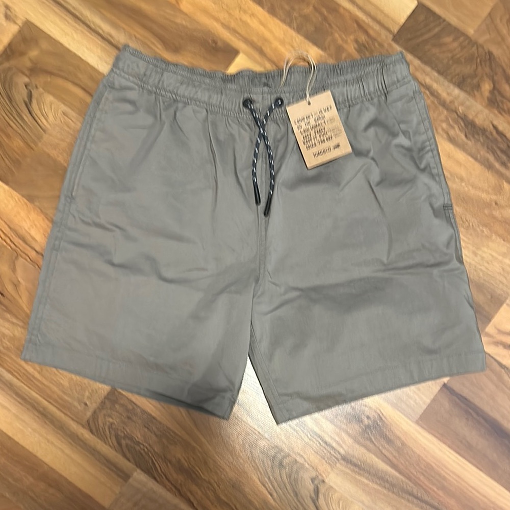 Toad&Co size large shorts in dark chino